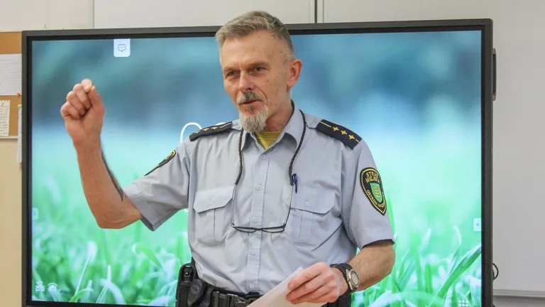 Hulajnoga, odblask i zdrowy rozsądek – o bezpieczeństwie na drodze bez nudy (zdjęcia)