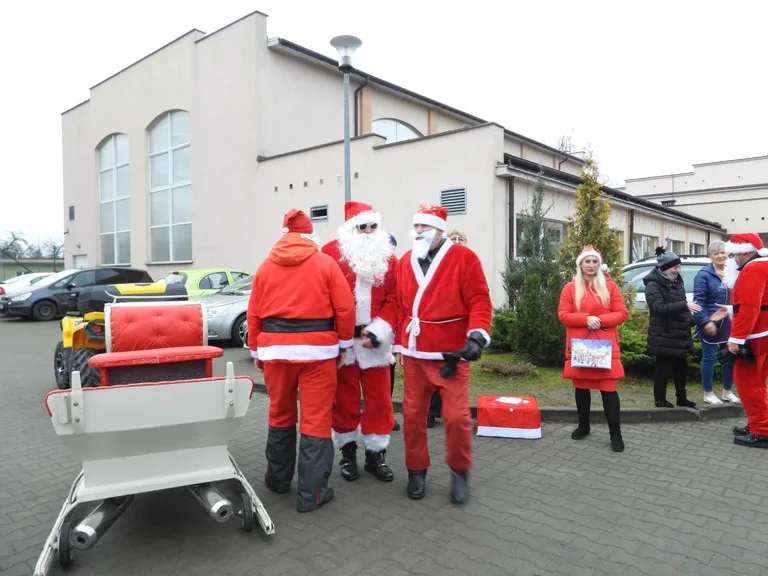 Motomikołaje w Ostrowi Mazowieckiej. Świąteczna akcja KM STAJNIA