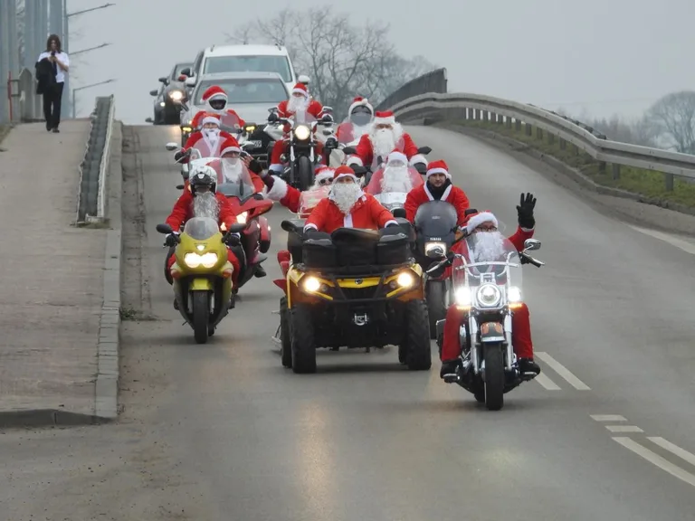 Motomikołaje w Ostrowi Mazowieckiej. Świąteczna akcja KM STAJNIA