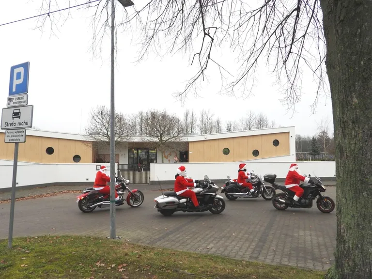 Motomikołaje w Ostrowi Mazowieckiej. Świąteczna akcja KM STAJNIA