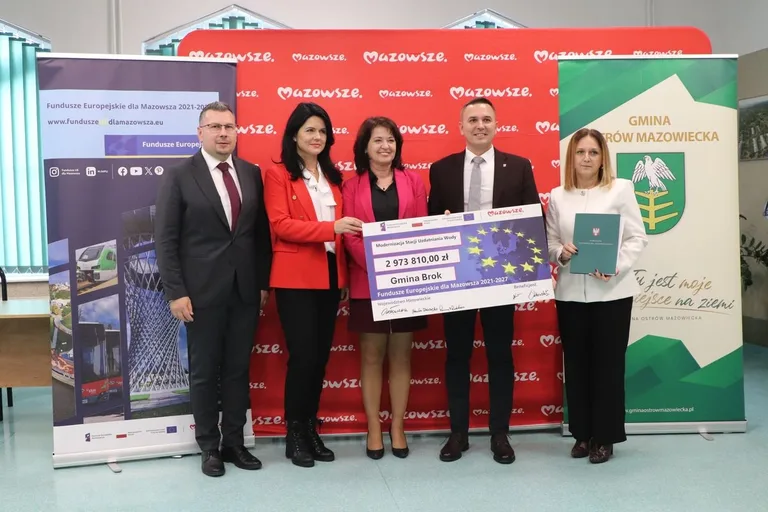 Unijne wsparcie dla gmin Brok i Ostrów Mazowiecka na modernizację sieci wodociągowej (zdjęcia)