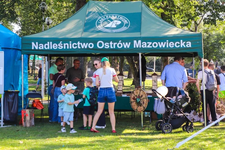 "Ekoaktywni - Dzień Ziemi w Ruchu" - rodzinne święto w Ostrowi. Ogródek Jordanowski pełen atrakcji (zdjęcia)