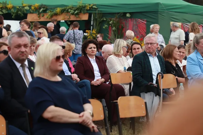 Dożynkowy zawrót głowy! Koziki tętniły muzyką, tańcem i atrakcjami (zdjęcia)