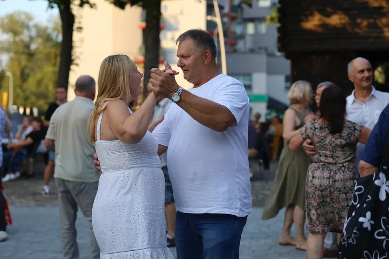 Całe miasto tańczyło pod gwiazdami! (zdjęcia)