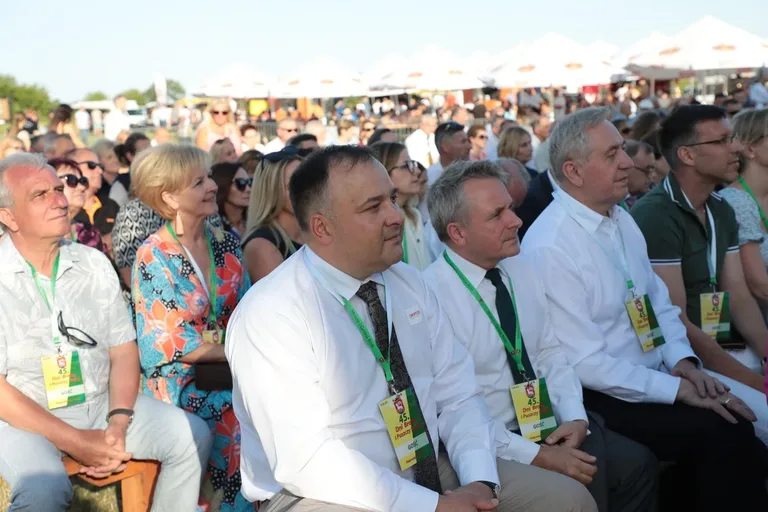 Tłumy na plaży i koncerty pod gwiazdami. Dni Broku znów zachwyciły (zdjęcia)