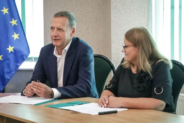 Miliony z Unii na lokalne inwestycje. Ostrów i Brok na liście beneficjentów (zdjęcia)