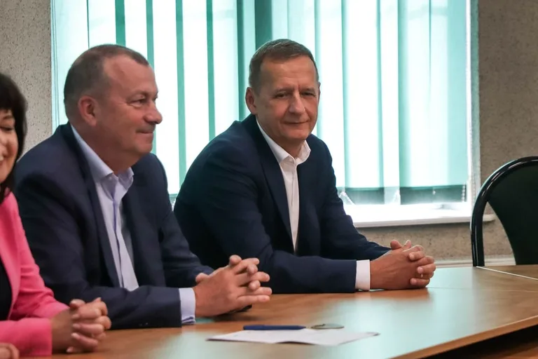 Miliony z Unii na lokalne inwestycje. Ostrów i Brok na liście beneficjentów (zdjęcia)