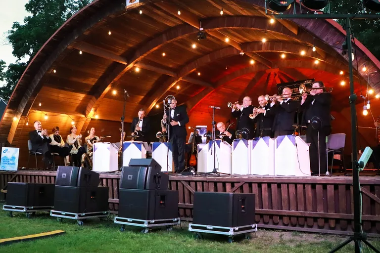 Bratislava Hot Serenaders rozgrzali scenę i serca publiczności (zdjęcia, wideo)
