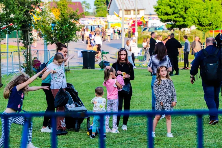 Pierwszy dzień za nami! Mieszkańcy świętowali wspólnie z artystami (zdjęcia)