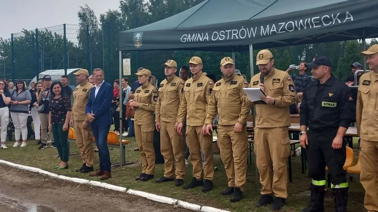 Strażacka rywalizacja, emocje i aplauz. Drużyny OSP dały z siebie wszystko! (zdjęcia)