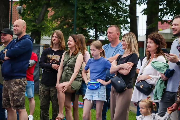 Policyjny piknik z sercem na cześć kobiet w służbie (zdjęcia)