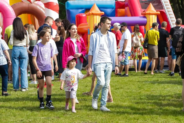 Radosne święto najmłodszych, czyli Dzień Dziecka z MDK w Ostrowi Mazowieckiej! (zdjęcia)
