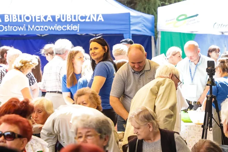 Literatura, kugiel i dobra zabawa. Za nami XIV Ostrowski Piknik z Książką! (zdjęcia)