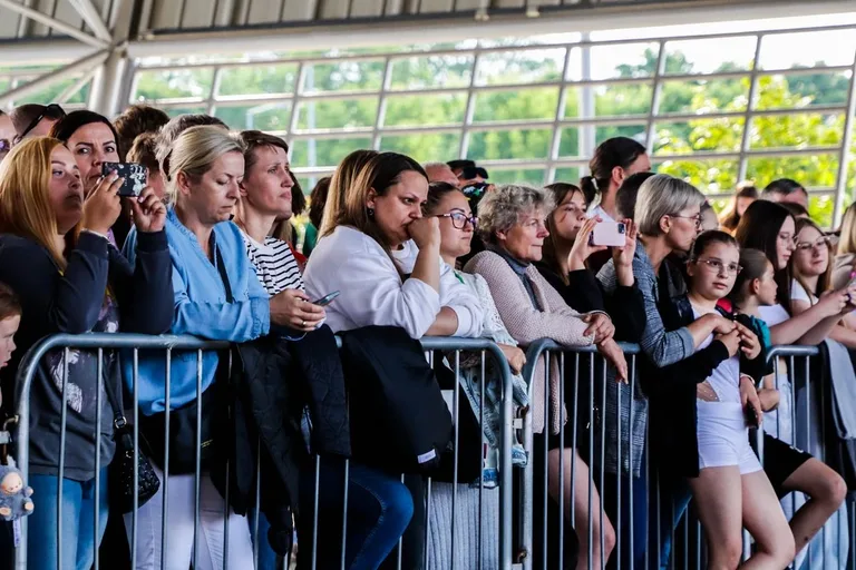 Pierwszy dzień za nami! Mieszkańcy świętowali wspólnie z artystami (zdjęcia)