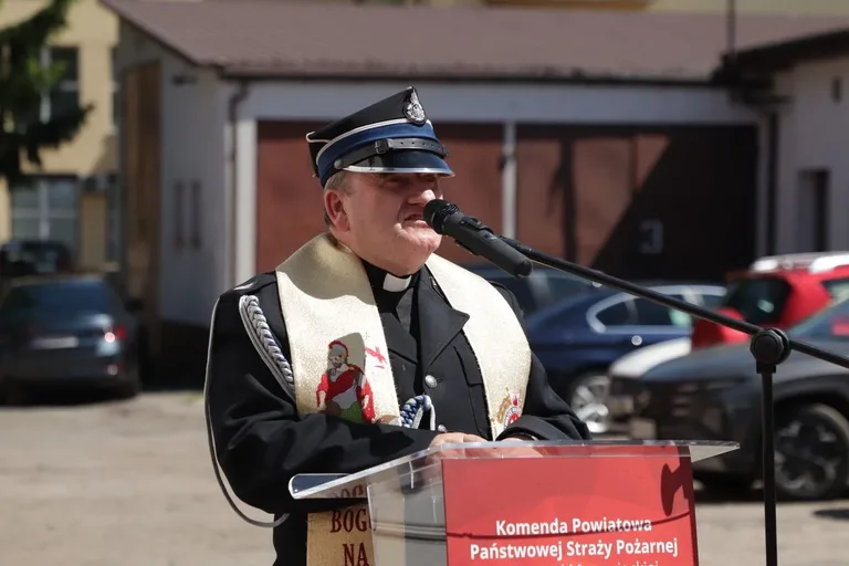 Uroczystość z okazji Powiatowych Obchodów Dnia Strażaka w Ostrowi Mazowieckiej (zdjęcia)