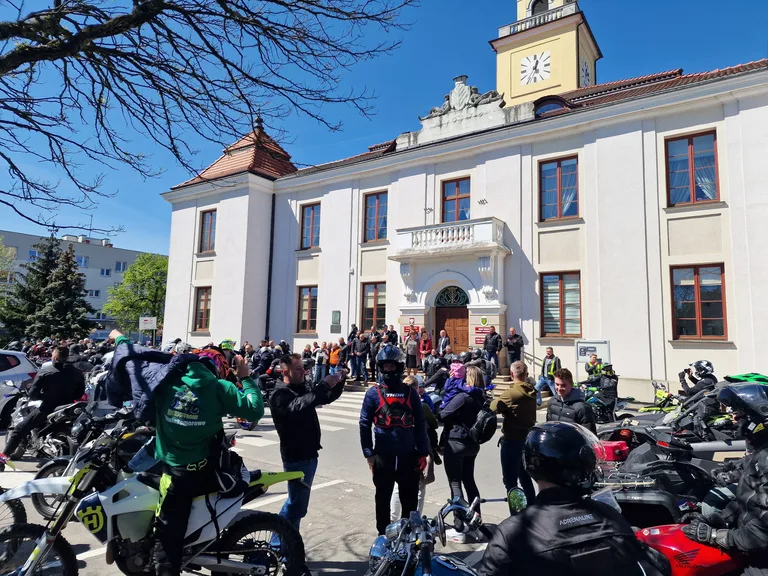 Kaski w górę! Sezon motocyklowy 2025 oficjalnie rozpoczęty (zdjęcia)