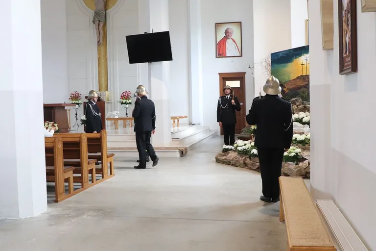 Groby Pańskie w parafiach w Ostrowi Mazowieckiej (zdjęcia)