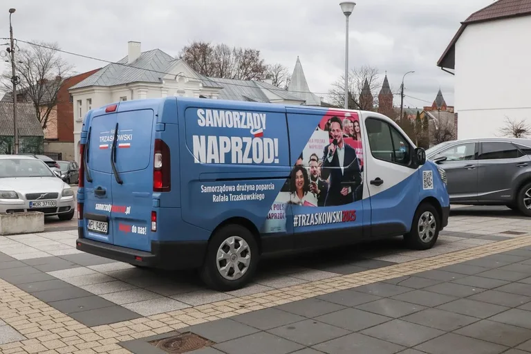 Ostrów Mazowiecka na mapie samorządowych debat. Spotkanie w ramach inicjatywy "Samorządy Naprzód" (zdjęcia)