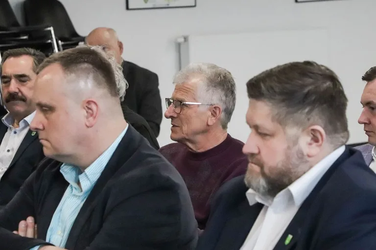 Ostrów Mazowiecka na mapie samorządowych debat. Spotkanie w ramach inicjatywy "Samorządy Naprzód" (zdjęcia)