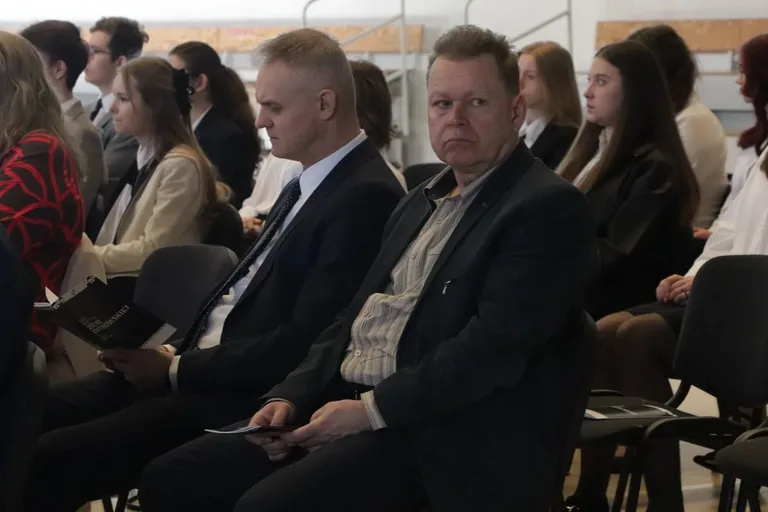 85 lat od Zbrodni Katyńskiej. Wzruszające uroczystości połączyły pokolenia w hołdzie bohaterom (zdjęcia)
