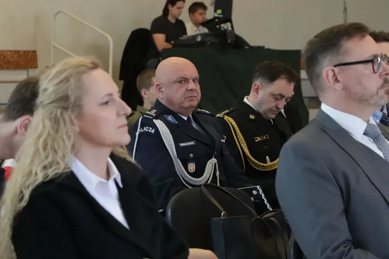 85 lat od Zbrodni Katyńskiej. Wzruszające uroczystości połączyły pokolenia w hołdzie bohaterom (zdjęcia)