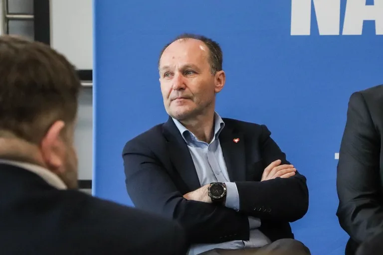 Ostrów Mazowiecka na mapie samorządowych debat. Spotkanie w ramach inicjatywy "Samorządy Naprzód" (zdjęcia)