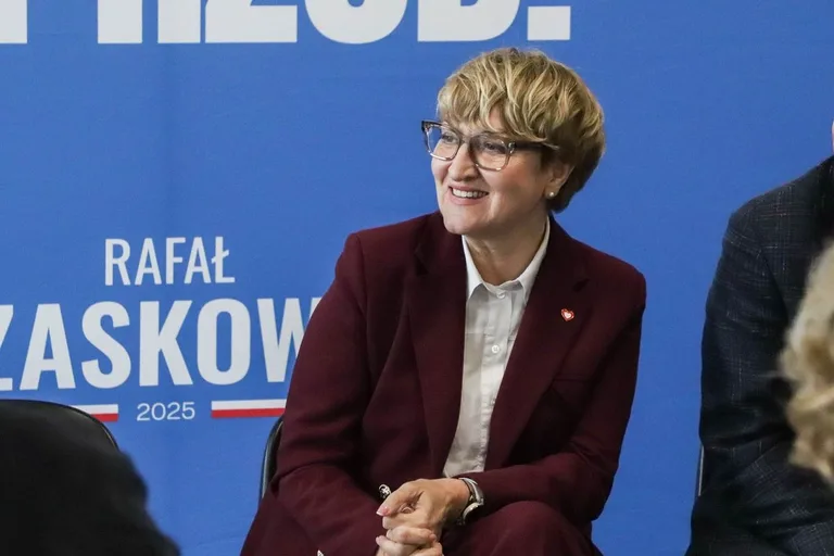 Ostrów Mazowiecka na mapie samorządowych debat. Spotkanie w ramach inicjatywy "Samorządy Naprzód" (zdjęcia)