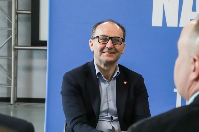 Ostrów Mazowiecka na mapie samorządowych debat. Spotkanie w ramach inicjatywy "Samorządy Naprzód" (zdjęcia)