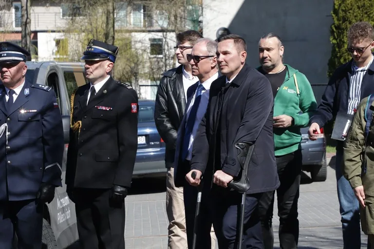 85 lat od Zbrodni Katyńskiej. Wzruszające uroczystości połączyły pokolenia w hołdzie bohaterom (zdjęcia)