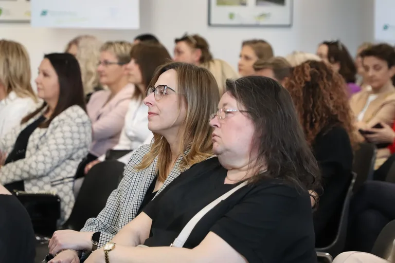 "Wiosenne inspiracje Kobiet" - spotkanie pełne motywacji i pasji (zdjęcia)