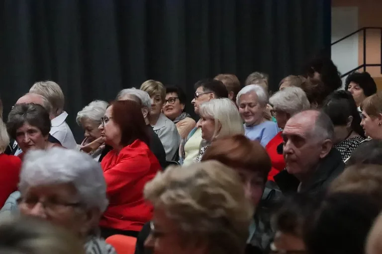 Małkinia Górna świętowała Dzień Kobiet. Pierwsza edycja wydarzenia za nami! (zdjęcia, wideo)
