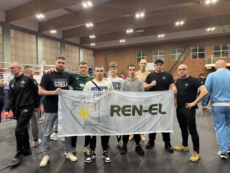 Dwa medale Mistrzostw Polski w kickboxingu wracają do Ostrowi! (zdjęcia)