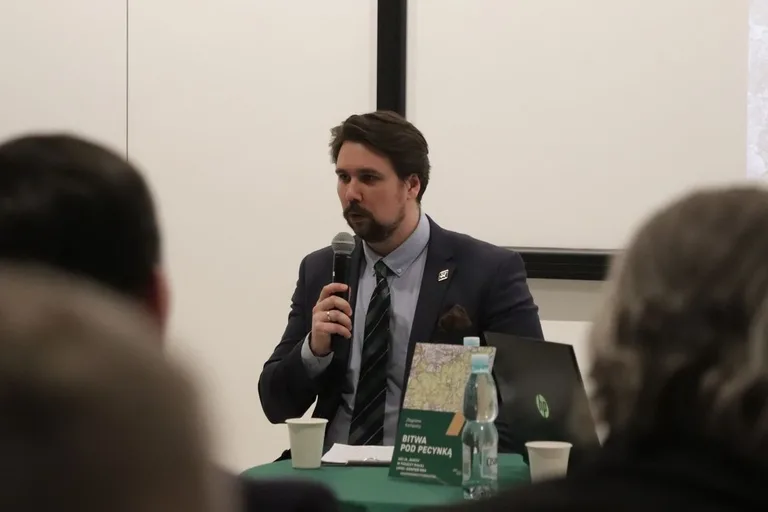 Spotkanie z historią. Promocja wznowionej książki Zbigniewa Kempistego (zdjęcia)