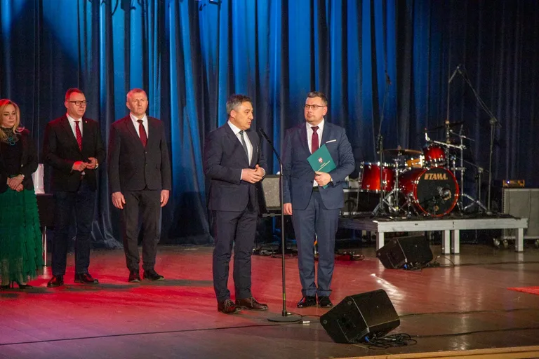 Sportowiec Roku 2024. Ostrów Mazowiecka wspiera sportowe talenty (zdjęcia, wideo)