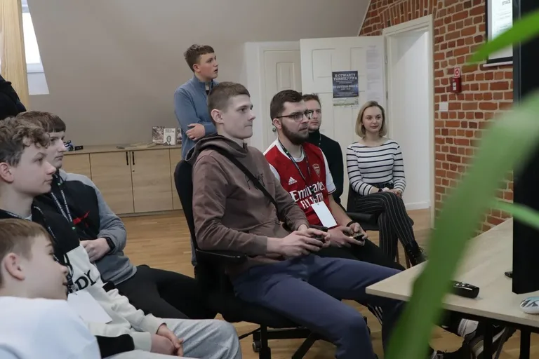 II Turniej FIFA w Miejskiej Bibliotece Publicznej. Emocje na najwyższym poziomie (zdjęcia)