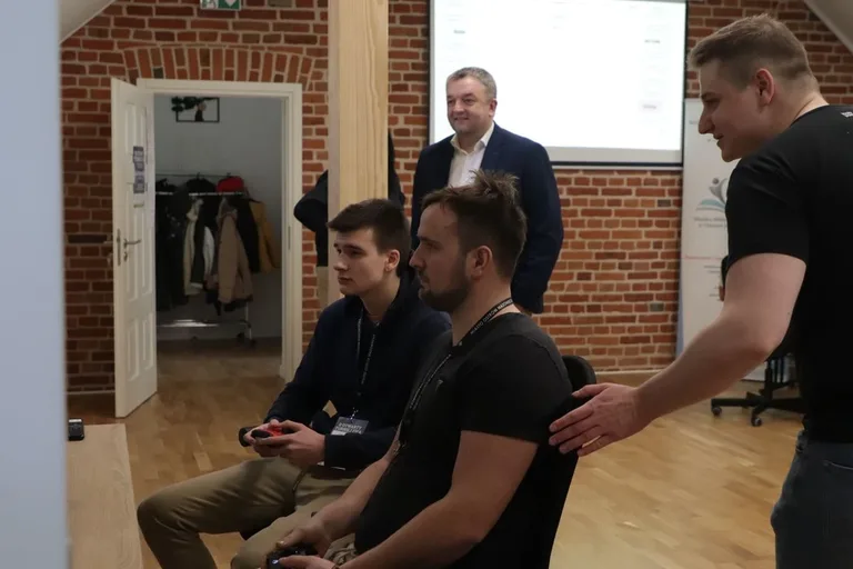 II Turniej FIFA w Miejskiej Bibliotece Publicznej. Emocje na najwyższym poziomie (zdjęcia)