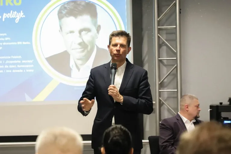 Biznesowa debata w Ostrowi Mazowieckiej. Gościem był Ryszard Petru (zdjęcia)
