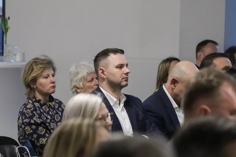 Biznesowa debata w Ostrowi Mazowieckiej. Gościem był Ryszard Petru (zdjęcia)