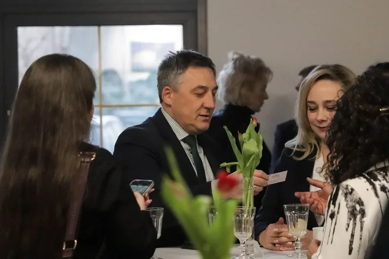 Biznesowa debata w Ostrowi Mazowieckiej. Gościem był Ryszard Petru (zdjęcia)