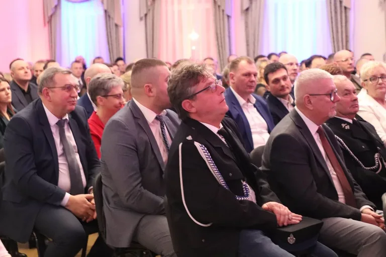 Powiatowe Spotkanie Noworoczne w Zajeździe Cobra (zdjęcia)