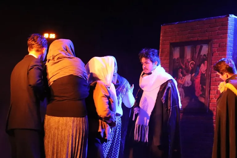 Historia i emocje na scenie. Poruszający spektakl "Cichy front" (zdjęcia)