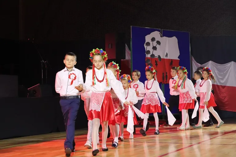 Małkinia Górna uczciła Narodowe Święto Niepodległości (zdjęcia)