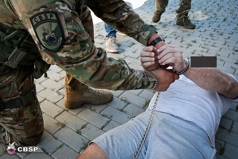 Tona (!!!) narkotyków warta 43 mln zł! Wielka akcja CBŚP (zdjęcia, wideo)