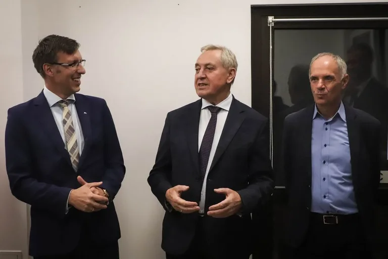 Uroczyste otwarcie biura poselskiego posła na Sejm RP Marcina Grabowskiego (zdjęcia)