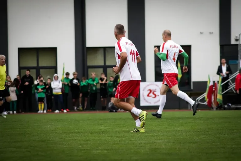 Jubileusz KS Ostrovia. Sportowe widowisko na 100-lecie klubu! (zdjęcia)