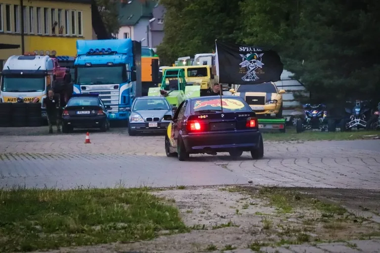 Monster Truck Show w Ostrowi Mazowieckiej. Wieczór atrakcji! (zdjęcia)
