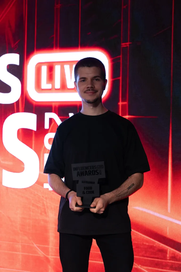 Jakub Przeździecki Twórcą Roku 2024. "Moim oczkiem w głowie jest autorska wkładka do menu w warszawskiej restauracji" (wywiad)