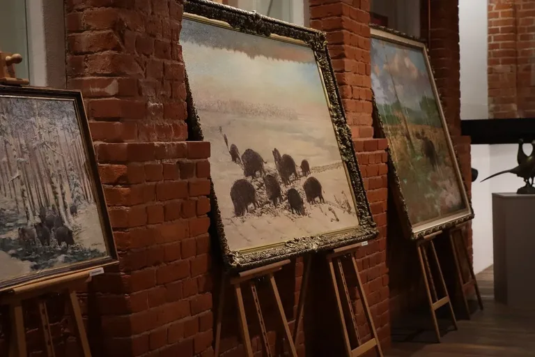 Wystawa "Okiem Myśliwego" - twórczość Eugeniusza Ochnio w Galerii Sztuki Jatki w Ostrowi Mazowieckiej (zdjęcia)