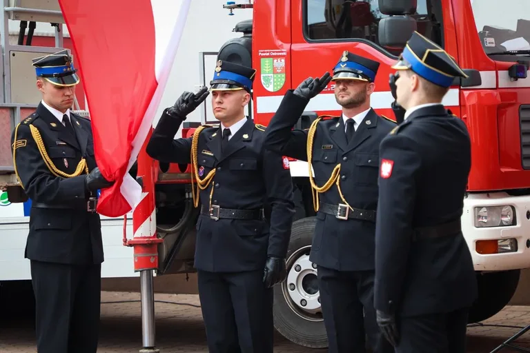 Powiatowe Obchody Dnia Strażaka w Ostrowi Mazowieckiej (zdjęcia)