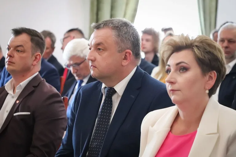 Inauguracja nowej kadencji Rady Miasta Ostrów Mazowiecka (zdjęcia)